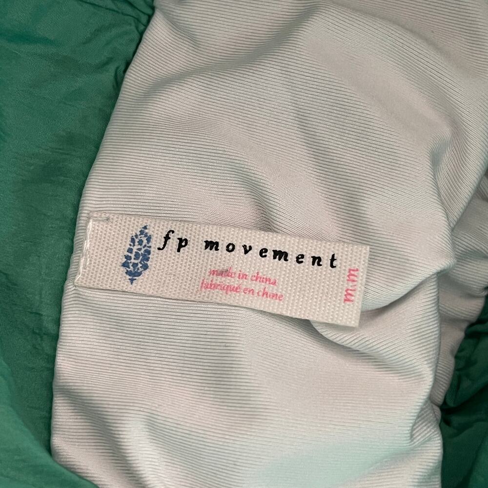 Free People Movement The Way Home Shorts Kelly Green High Rise Lined 2” Medium - Picture 3 of 4